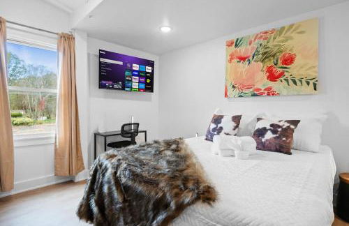 Modern Mountain Escape Sleeps Large Groups - Foto 19