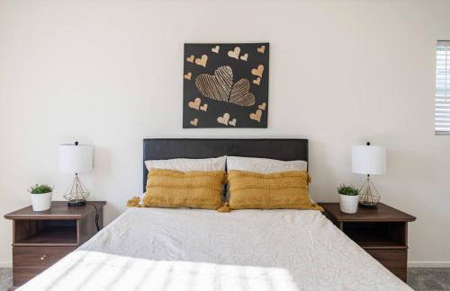 Spacious Modern Home in Sierra Lakes Fontana - Photo 27