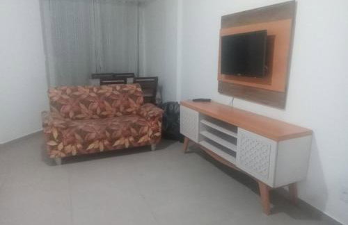 Apartamento com piscina 15 mim da Praia - Foto 14