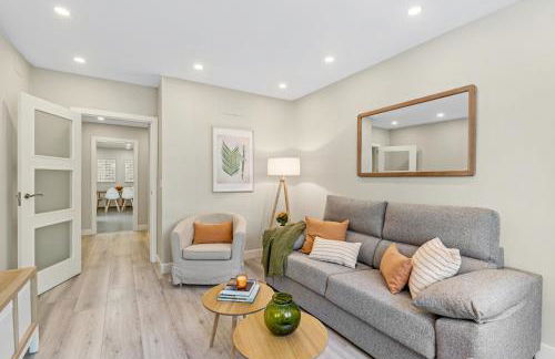 Descubre la Magia de Granada en este apartamento - Foto 4