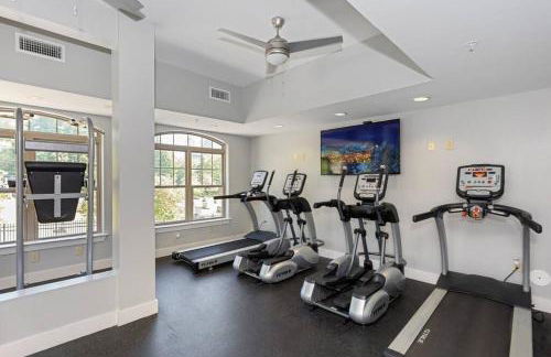 1Br Uptown, Pool, Wine, near Convention Center_311 - Photo 30