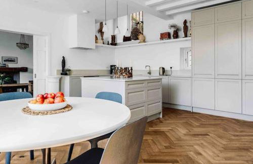 Stylish Georgian garden apartment + secure parking - Foto 32