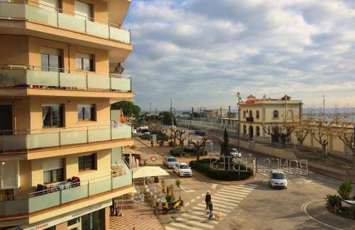 Perfect Apartment near the beach and Barcelona - Photo 14