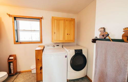 Ski Chalet w-Hot Tub, Only 3 min to Sunday River ski lifts! - Foto 25