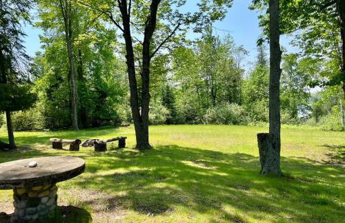 Cozy Private Log Cabin on acreage - Foto 8