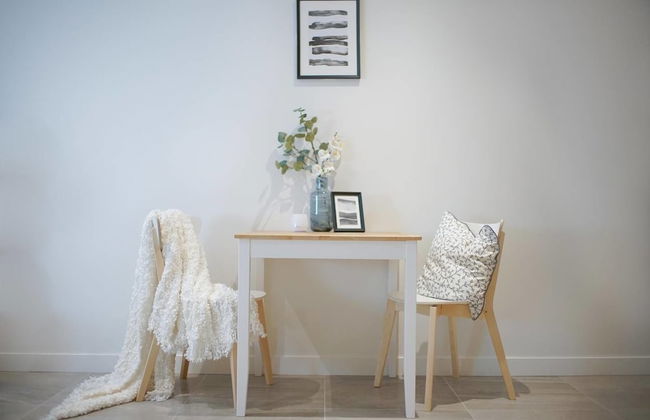 Walk To Darling Harbour 1 BED NEW APT Nsy188 - Photo 2