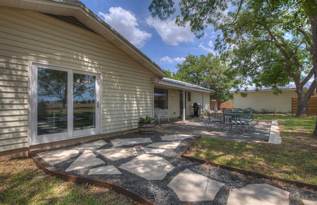 Spacious Home - Fire Pit, BBQ and Outdoor Seating! - Foto 30