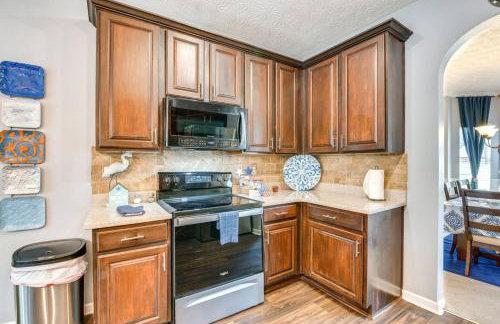 Luxury Hamptons 5BR Oasis with Pool Retreat - Foto 11