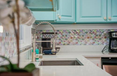 Trendy & Relaxing - Close to Beach - Pool - Hot Tub - Foto 12