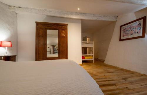 Gite de Coulassy 8 à 10 pers dans parc de 2 hectares - Foto 17