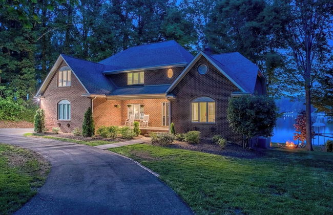 Lucky's Lake House by Avantstay Private Lake Bar - Foto 48