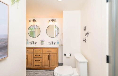 4BR 2BA Dog Friendly 3 Kings Walk to Lambeau - Foto 19