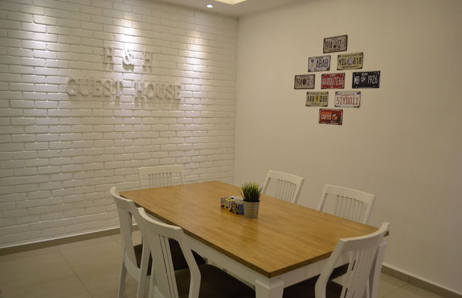 H & H Guesthouse 2 - Foto 17