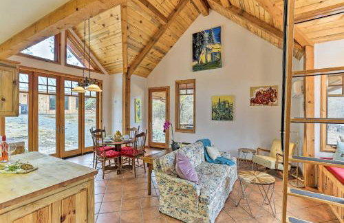 Peaceful Shasta Cascade Getaway on 15-Acre Ranch! - Foto 4