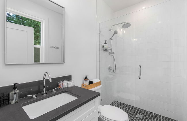 The Greenwood Gem - Photo 11