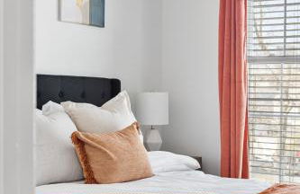 NYC 20min, Sleeps 10, Free Parking, Patio - Foto 11