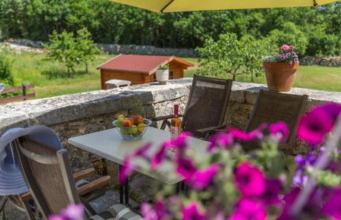 Beautiful Home In Putini With Kitchen - Photo 12