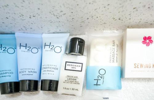 Luxury Waterfront Boca with Pool, Hot Tub and Boat Views - Photo 32