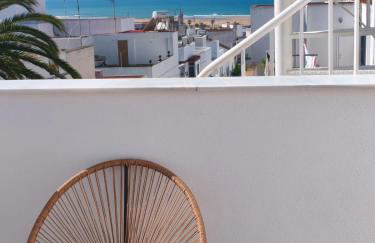 Casa Sebastiana Alojamiento moderno con terraza y vistas al mar, ideal para parejas - Foto 1