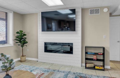 Lake Barkley Retreat - Newly Renovated - 5 BR - Foto 38