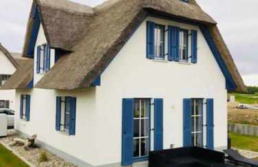 Reetdachhaus Seasons mit Kamin & Sauna - Foto 25