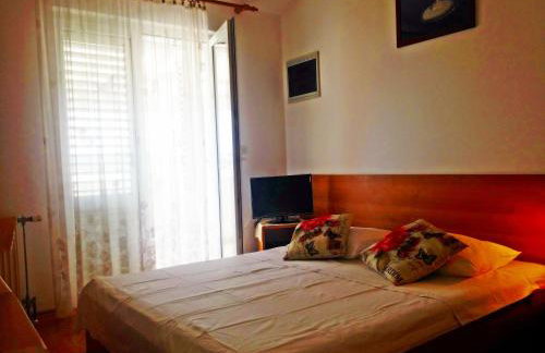 Apartments Eugen Pedisić - Photo 25