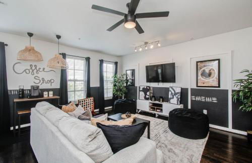 Midtown Urban Retreat 2story 1BD Apartment - Foto 2