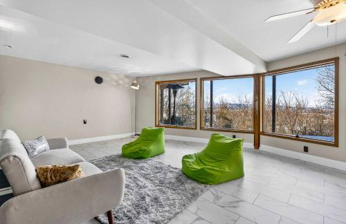 Amazing Views Hot Tub Deck FirePit & Game Room - Foto 47