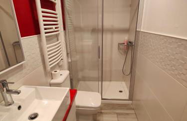 Rua Nova Apartment 28, 3 Dormitorios, WIFI, PS4 y Netflix, a 200m Catedral - Foto 11