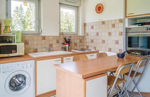 Awesome Apartment In Premanon - Foto 6