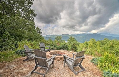 Family Retreat Cabin with Summit, Lake Views, Deck! - Foto 1