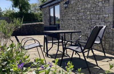 The Old Stable, Llancarfan - Photo 1