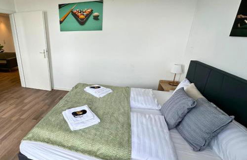 Design Penthouse - 4SZ - 2Bäder - Whirlpool - 2 Parkplätze - Dachterrasse - Foto 39