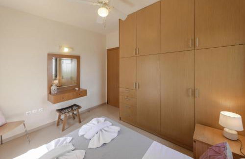 Villa Serenity - With Private Heated Pool - Foto 46