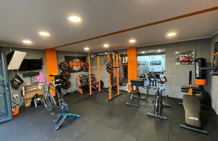 Private Luxury By The Sea, With A Personal Gym, Hot Tub, And Free Parking! - Photo 17