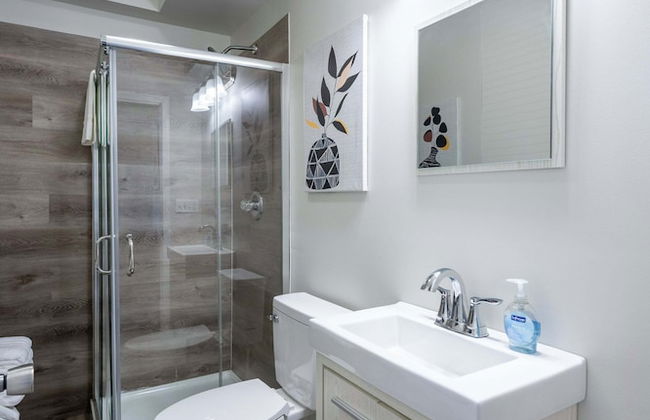 Modern Retreat Near Henry Ford - Photo 67