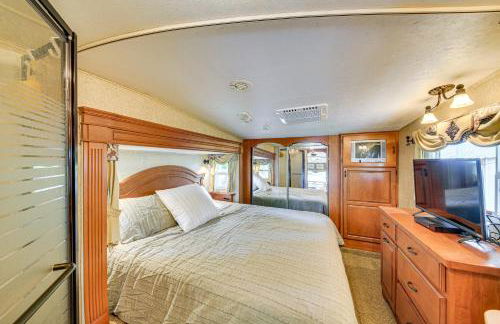 Family Fun on Ruby Creek Cusick Hideaway with Dock - Foto 18