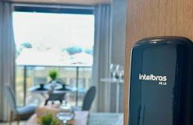 (106) Unforgettable Studio in a Modern Space - Photo 11