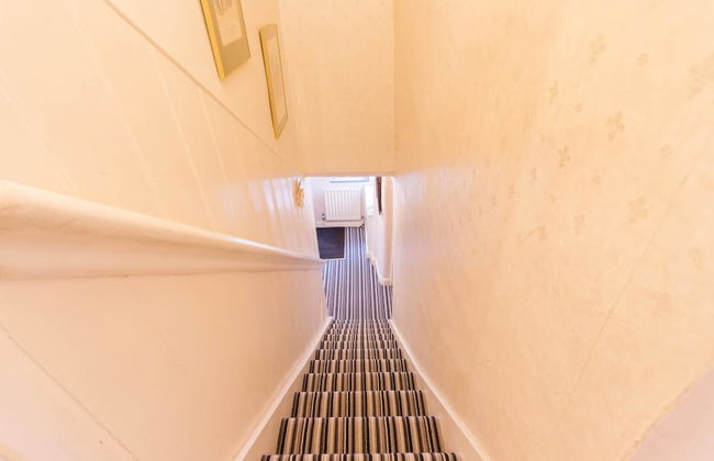 HOLIDAY HOME OF THE MONTH Finchley Sleeps 4 - Foto 22