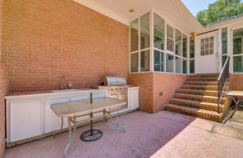 4 Mi to UGA Pet-Friendly Home in Athens - Photo 33