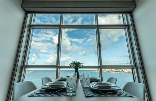 VIVIENDA con INCREIBLES VISTAS A LA PLAYA DE RIAZOR - Foto 15