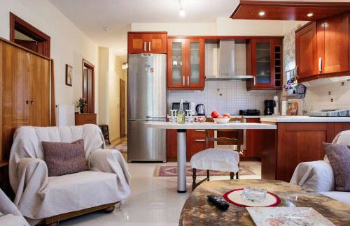 Anastasia's Kastoria Cozy Modern Garden Retreat - Foto 11