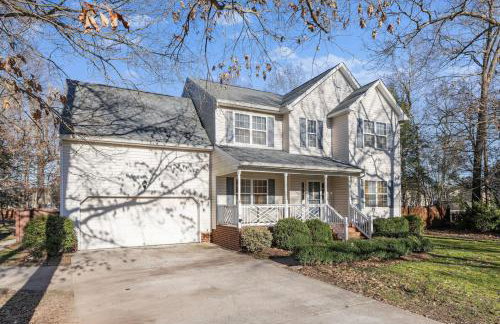 Elegant Retreat Spacious with Outdoor Fireplace - Foto 37