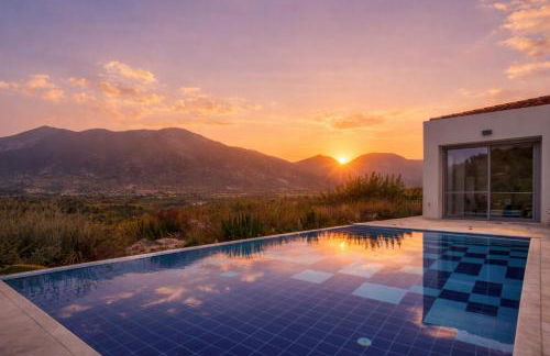 Villa Iremia, Piscine à Débordement & Vue Mer Panoramique - Foto 1