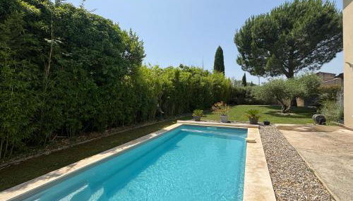 Piscine et villa tout confort au cœur des Alpilles - Photo 4, Garden, sunbed, Garden view