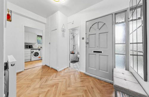 Balham Luxury Apartment 6 Min Walk to Underground and Overground Prime Balham Location - Photo 43