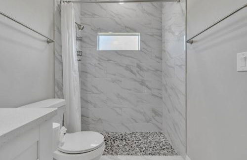 Serene Golf View Retreat 3 Bedroom Duplex by RedAwning - Foto 48