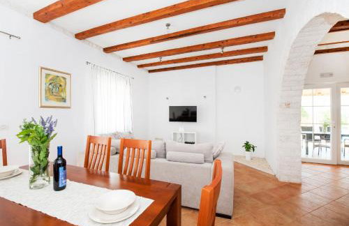 Vila Nira Radonić - Foto 12