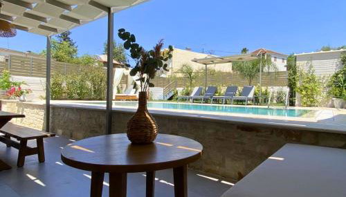 River Serenity Villa Vryses - Private Pool - Foto 3, sunbed