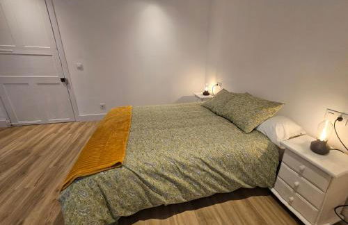 Apartamentos en el centro - Plaza de Amboage - WIFI - Foto 22